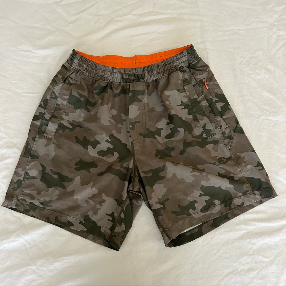 Birddogs Camo Gym Shorts Size Medium